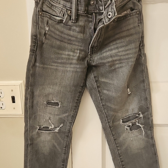 Old Navy Kids Gray Jeans - Picture 4 of 4